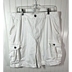 Arizona Jeans Co men's Bermuda White Cream color shorts  size 34 6 pockets
